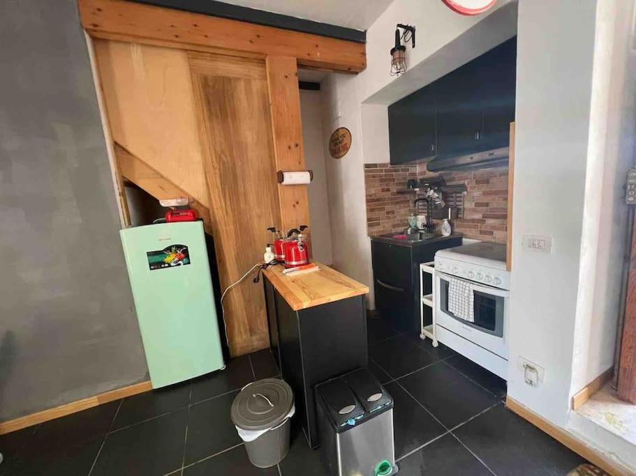 Вилла Kamyhouse Una Tranquilla Struttura Nel Verde Неаполь Экстерьер фото